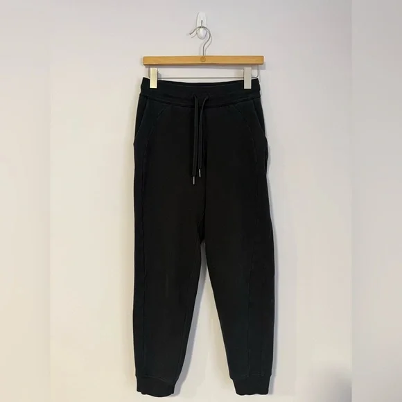 Lululemon Scuba Joggers Black Size 4 Inseam 27” - Picture 1 of 4